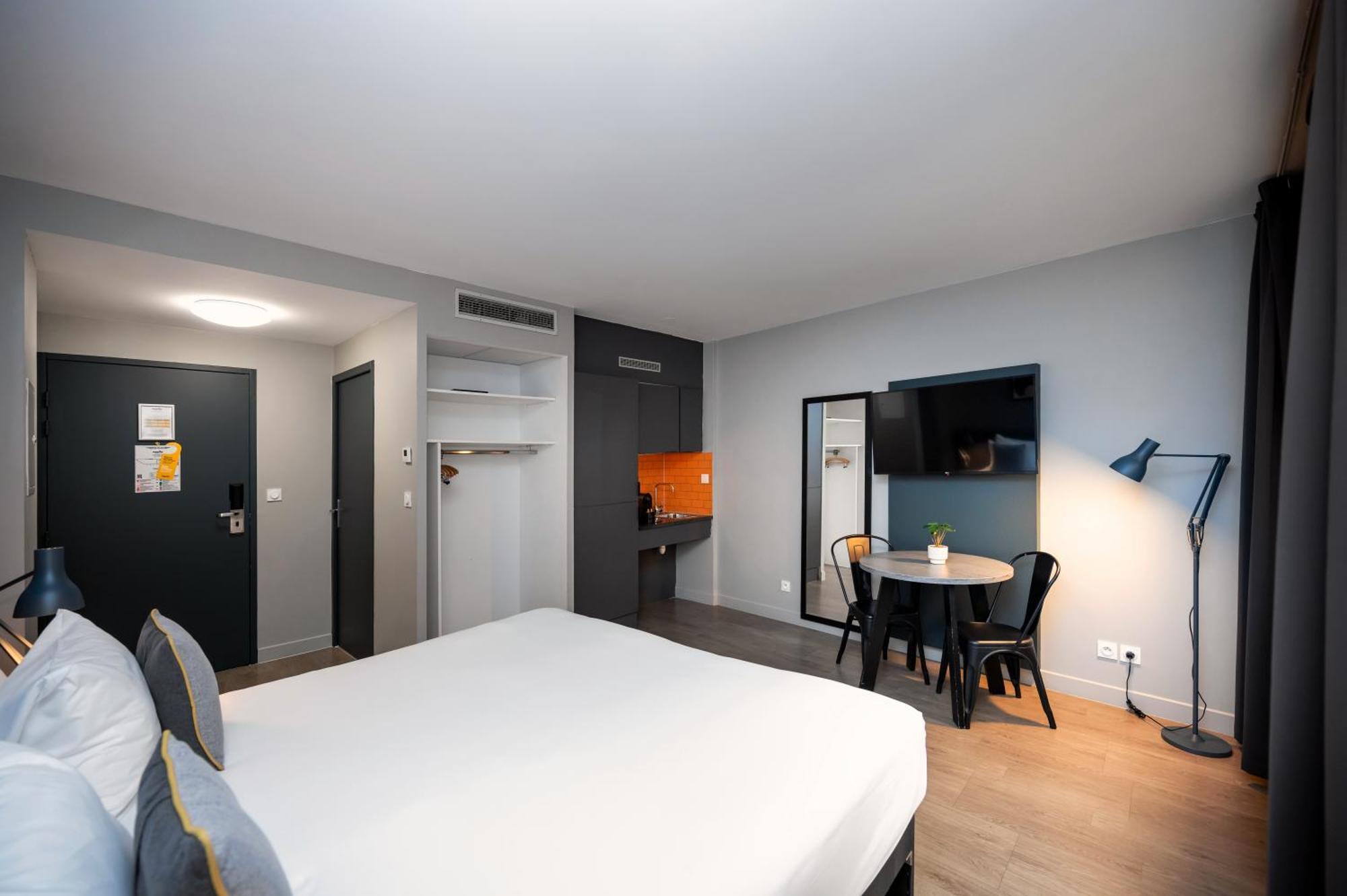Staycity Aparthotels Marseille Centre Vieux Port Exterior photo